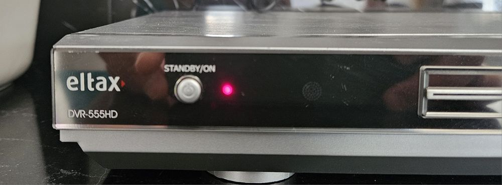 Eltax DVR-555HD nagrywarka HDD 160GB + DVD - dawca. Polecam
