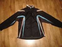 Классная спортивная куртка TCM, размер М спинка-флис