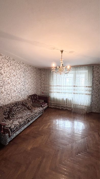 Оренда 3 кім квартири вул. Небесноі Сотні-Бандери