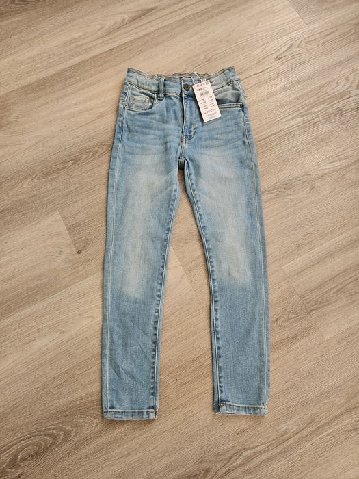 134 cm Reserved spodnie jeansowe