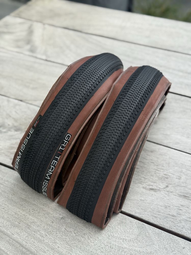 Opony szutrowe/gravelowe Bontrager GR1 Team Issue 700x40