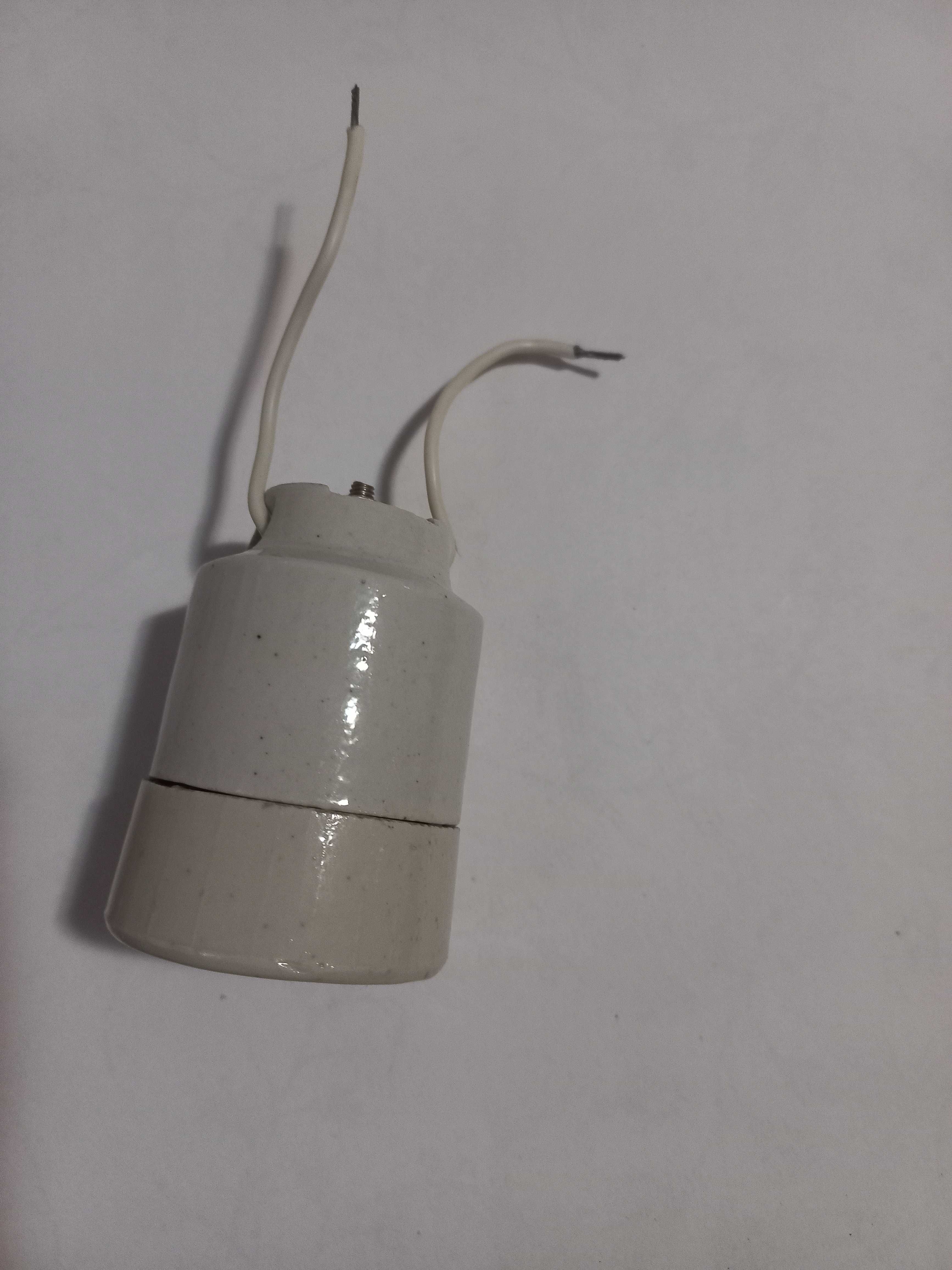 Лампочка патрон фарфор ремонт электрика освещение винтаж
