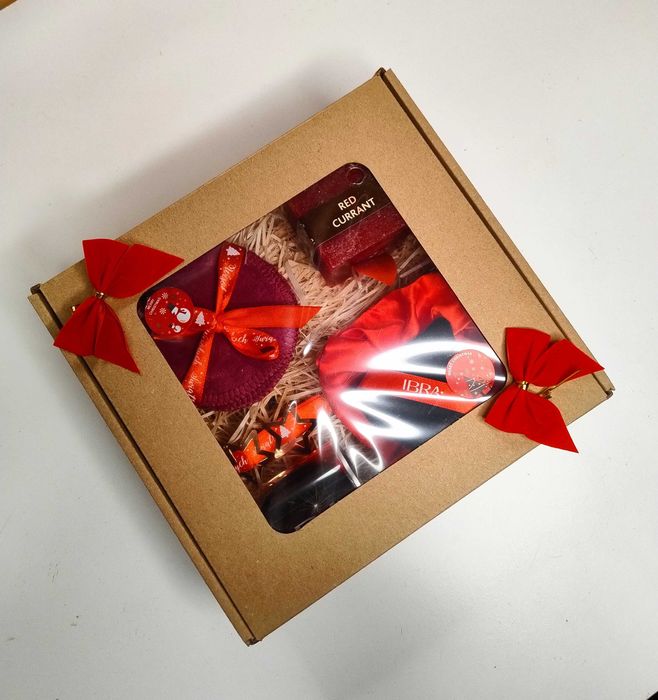 Prezent na Święta dla Niej - "Czerwona Elegancja" PREMIUM