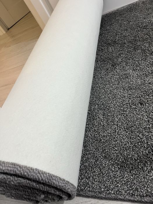 Dywan szary 1 m /4m