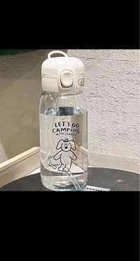 Пластикова пляшка для води