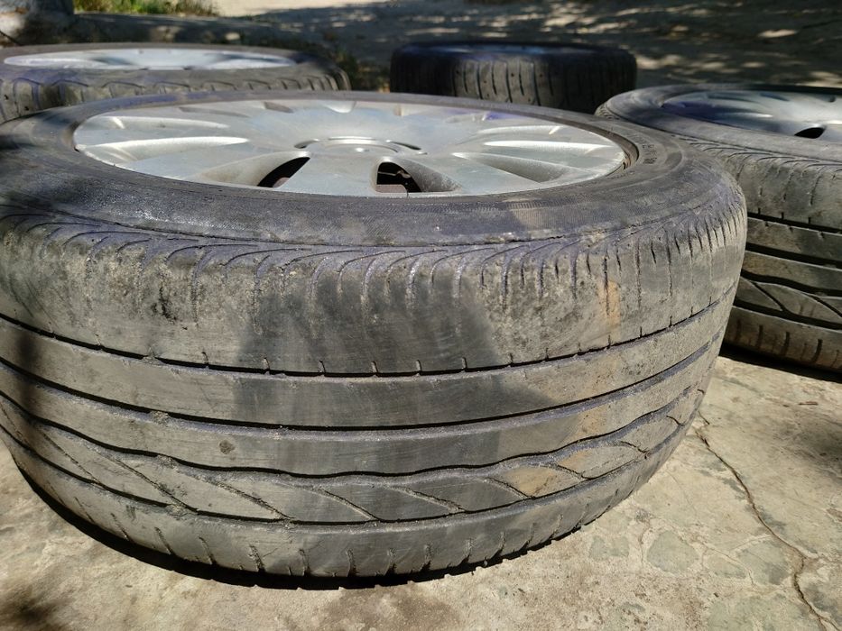 Все за 1500 забирайте лежат без дела