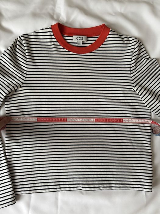 Бавовняний лонгслів COS у смужку - М