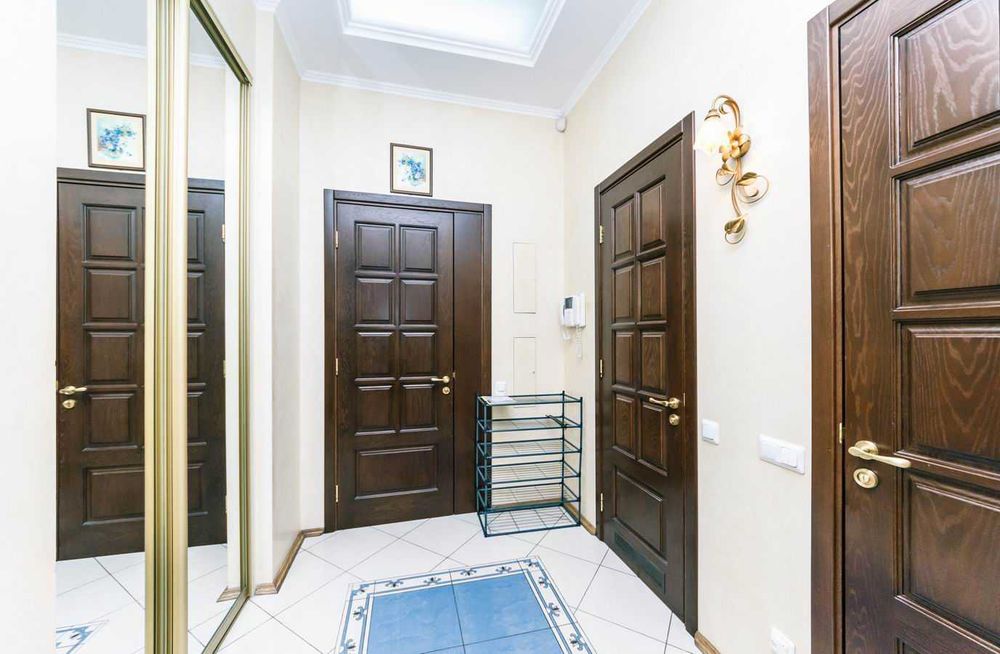 5к Михайлівська 15, Майдан, Крещатик, паркування