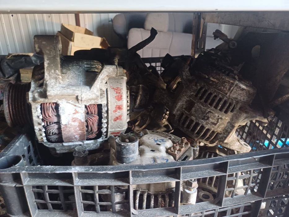 Jeep części modele XJ ZJ KJ MJ YJ Wj mechanika blacharka wnętrze