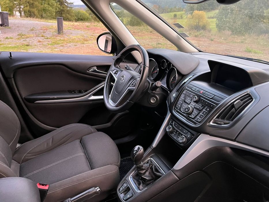 Opel Zafira 2016 Cdti  navi cklima elektryka Top Stan