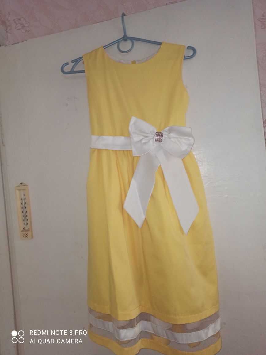 Продам плаття-сарафан з болеро ,майже нове