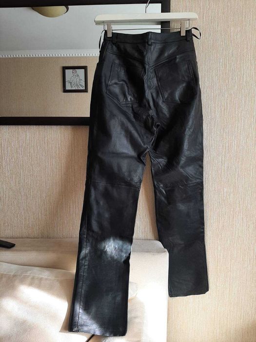 Брюки жіночі шкіряні. 100 % НАТУРАЛЬНА ШКІРА.