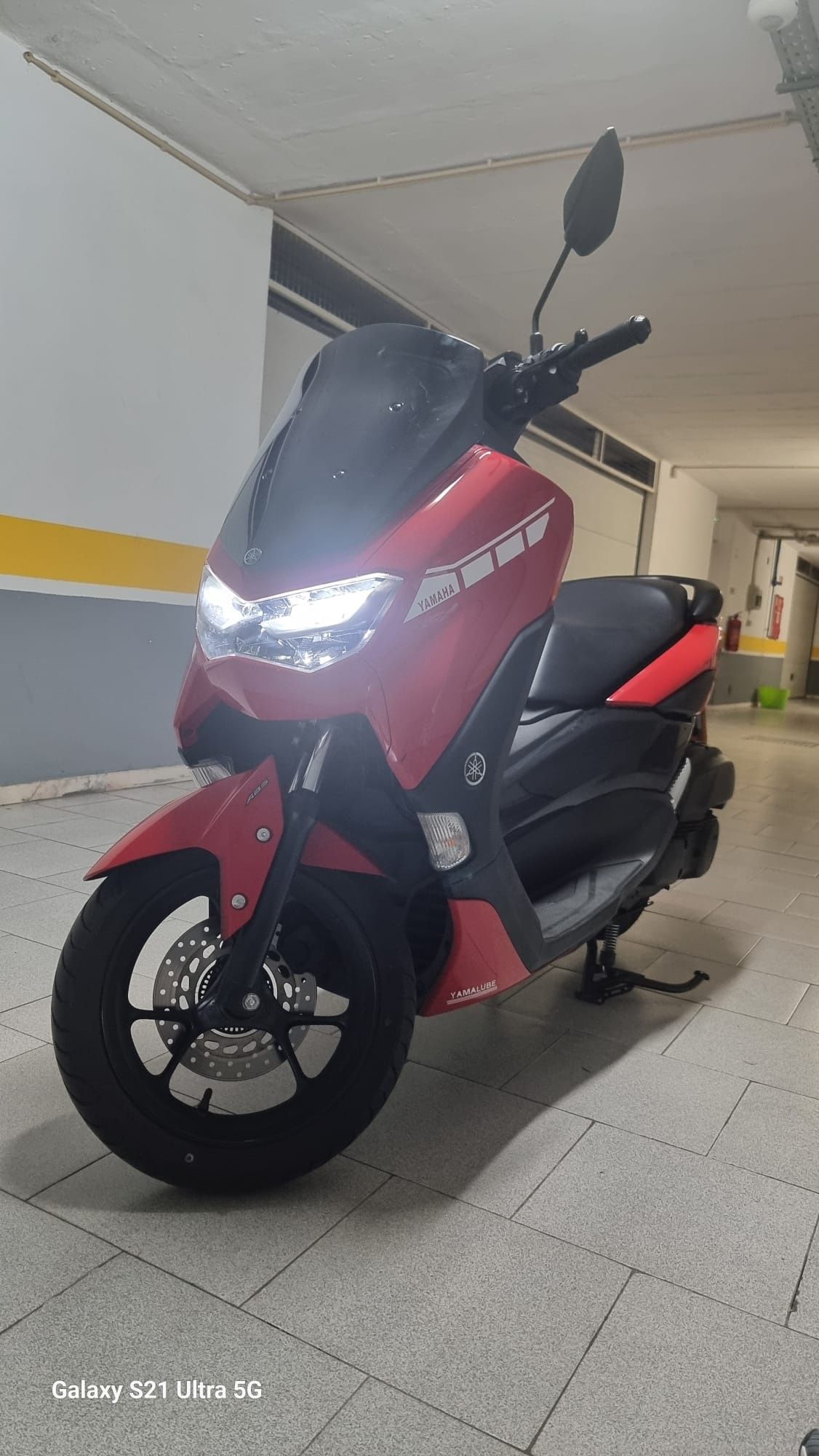 Yamaha Nmax 125 impecável
