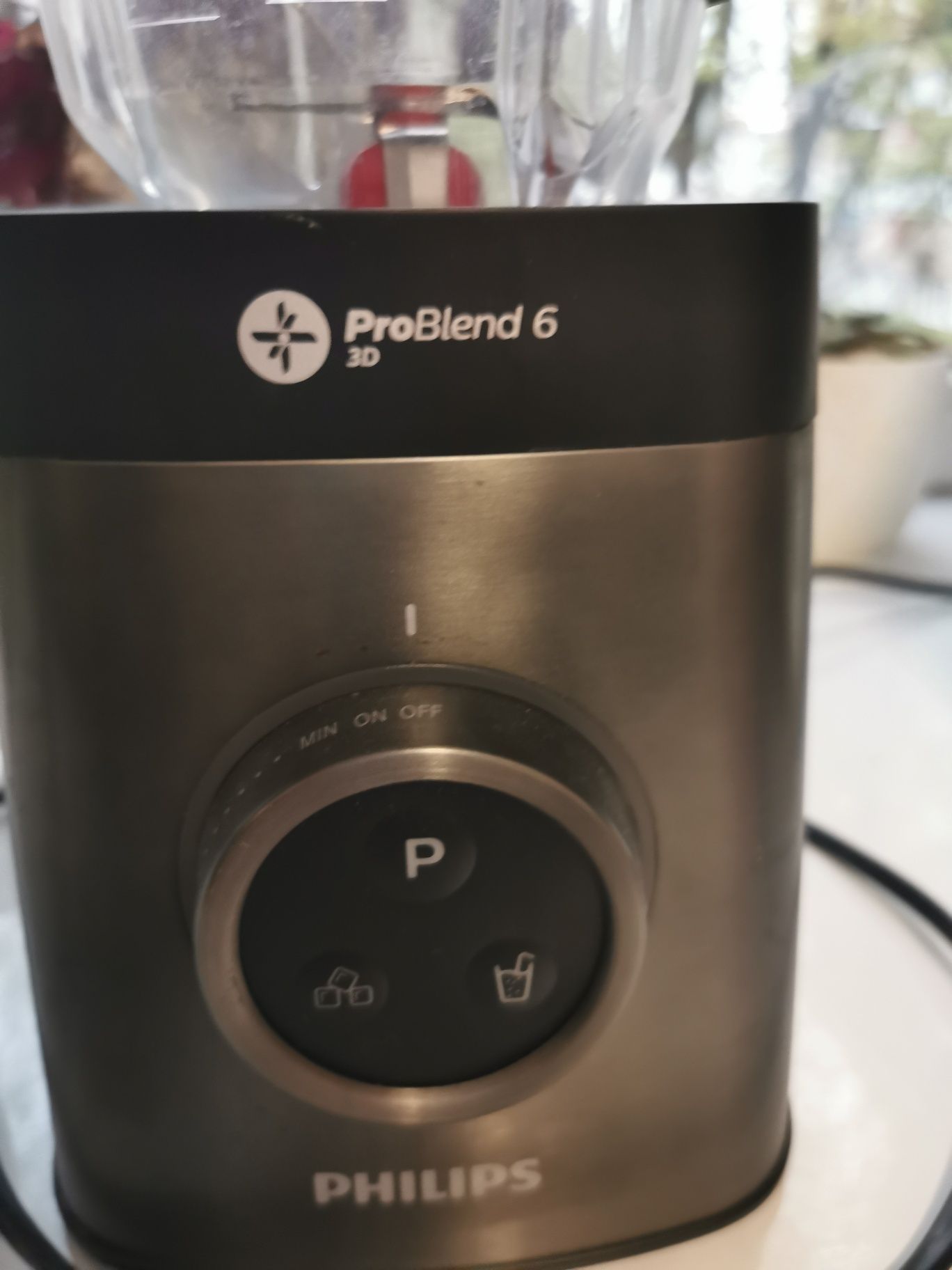 Blender kielichowy wysokoobrotowy  philips Problend 6 3D