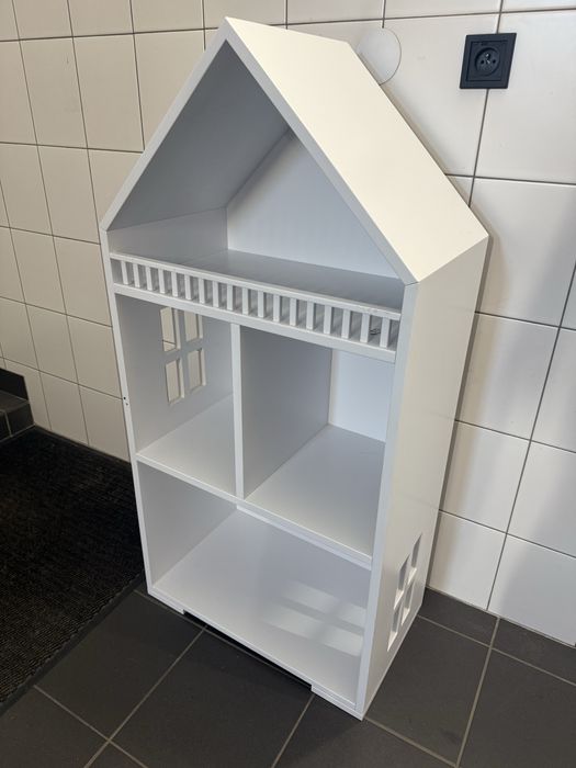 Szafka domek solidna do pokoju dzieciecego i nie tylko