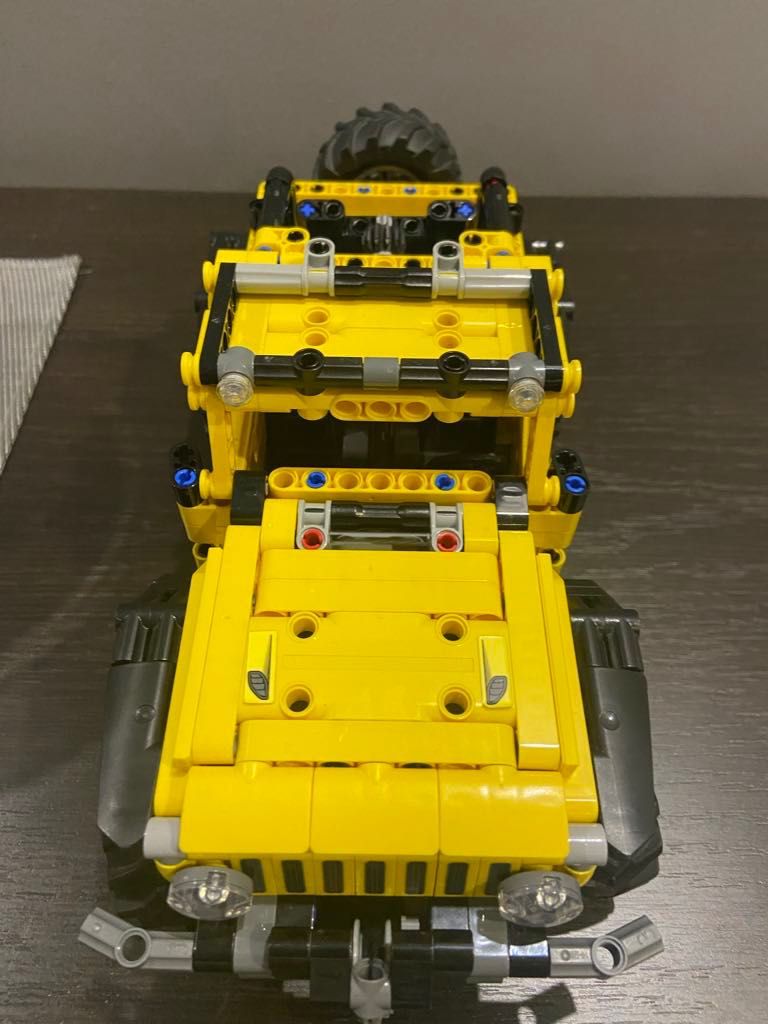 Lego Technic - Jeep 42122