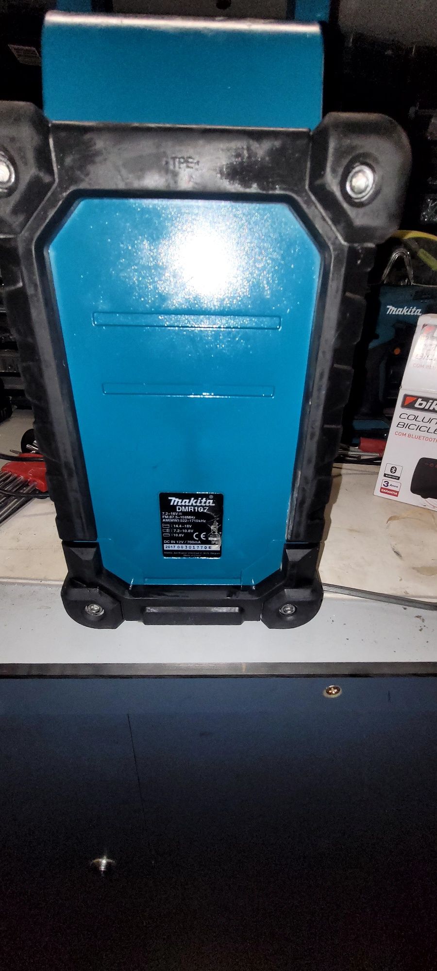 Radio makita dmr107