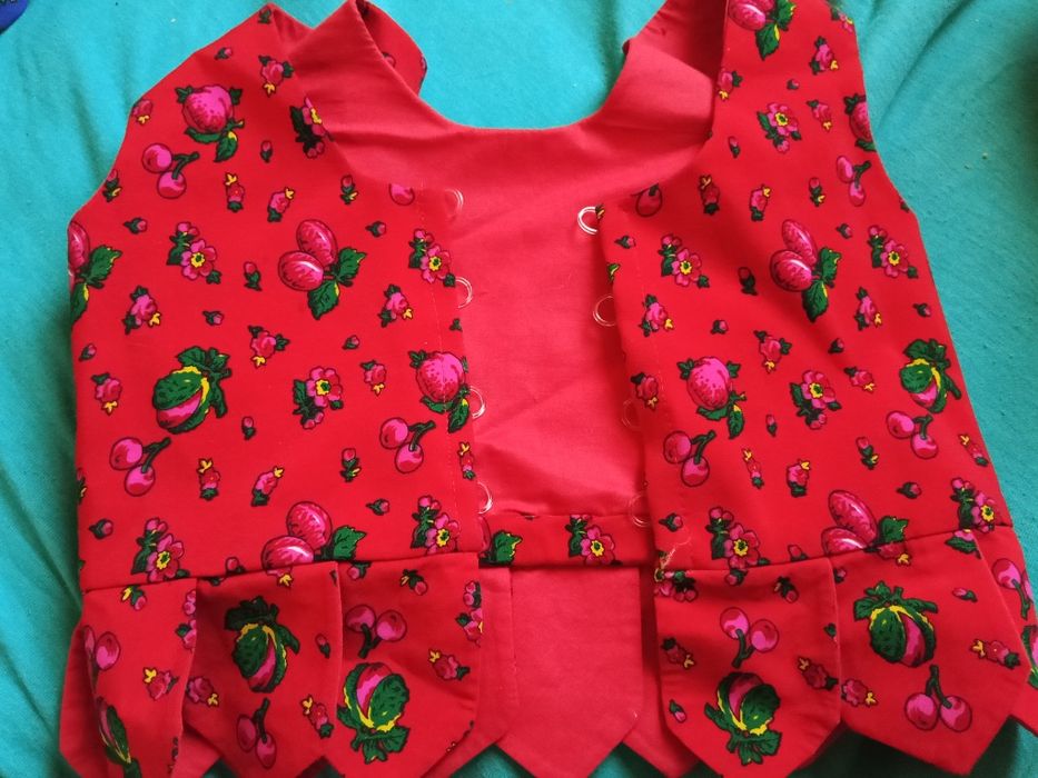 Gorsety oraz bluzka na dziewczynka 6-10 lat