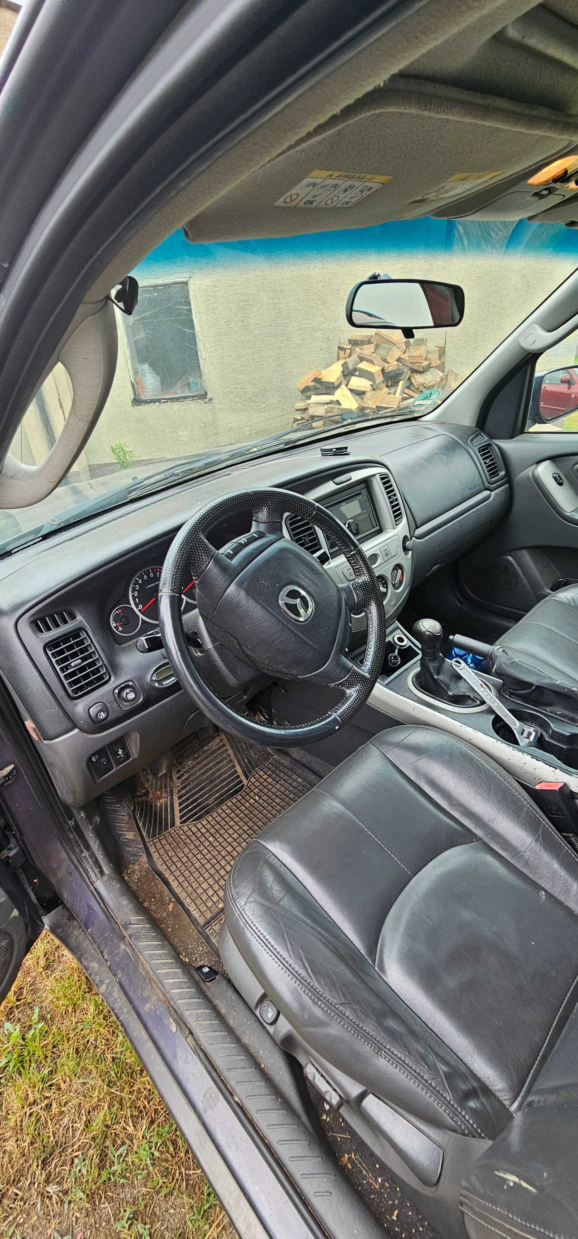 Mazda tribute 2006 r 2300 benzyna