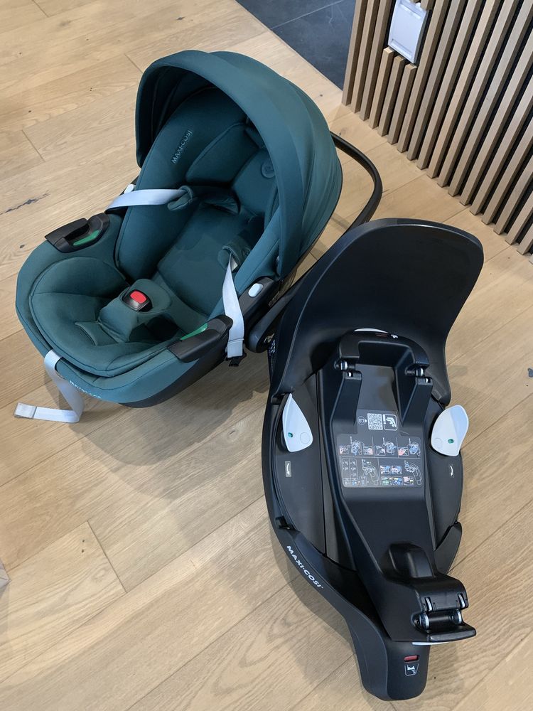 Fotelik z bazą Maxi Cosi pebble 360 pro