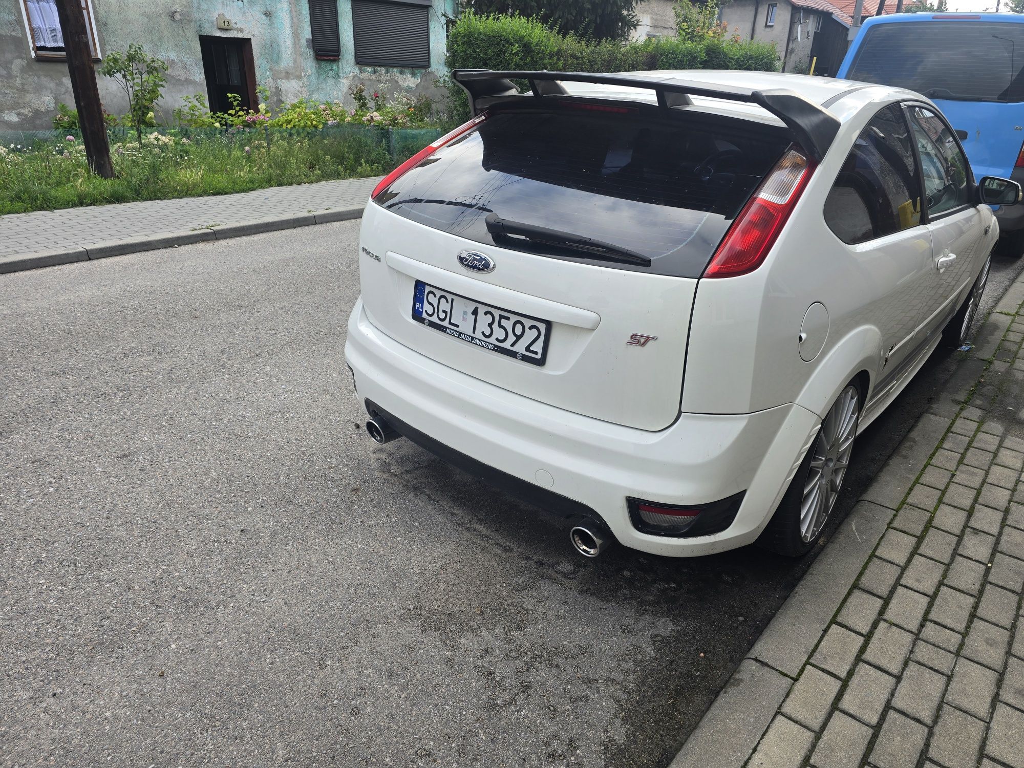 Ford Focus MK2 2.5 ST 225 km   07r