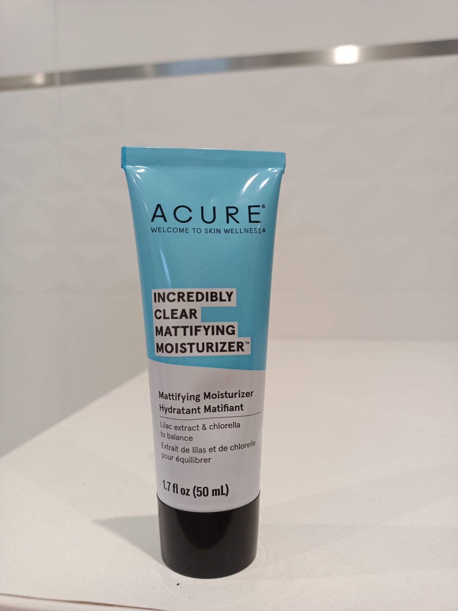 Krem nawilżający matujący Acure Incredibly Clear Mattifying Moisturize