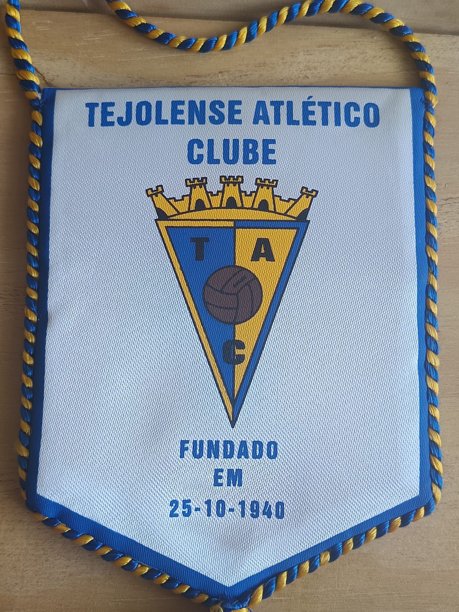 Galhardete tejolense