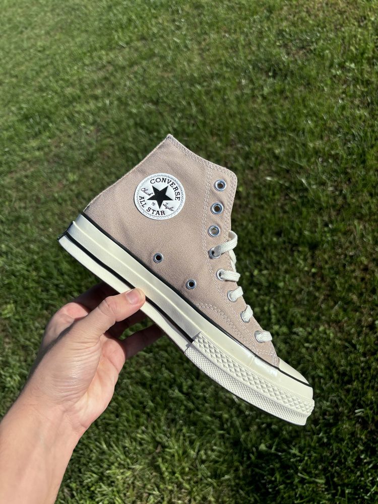 converse high castanhas