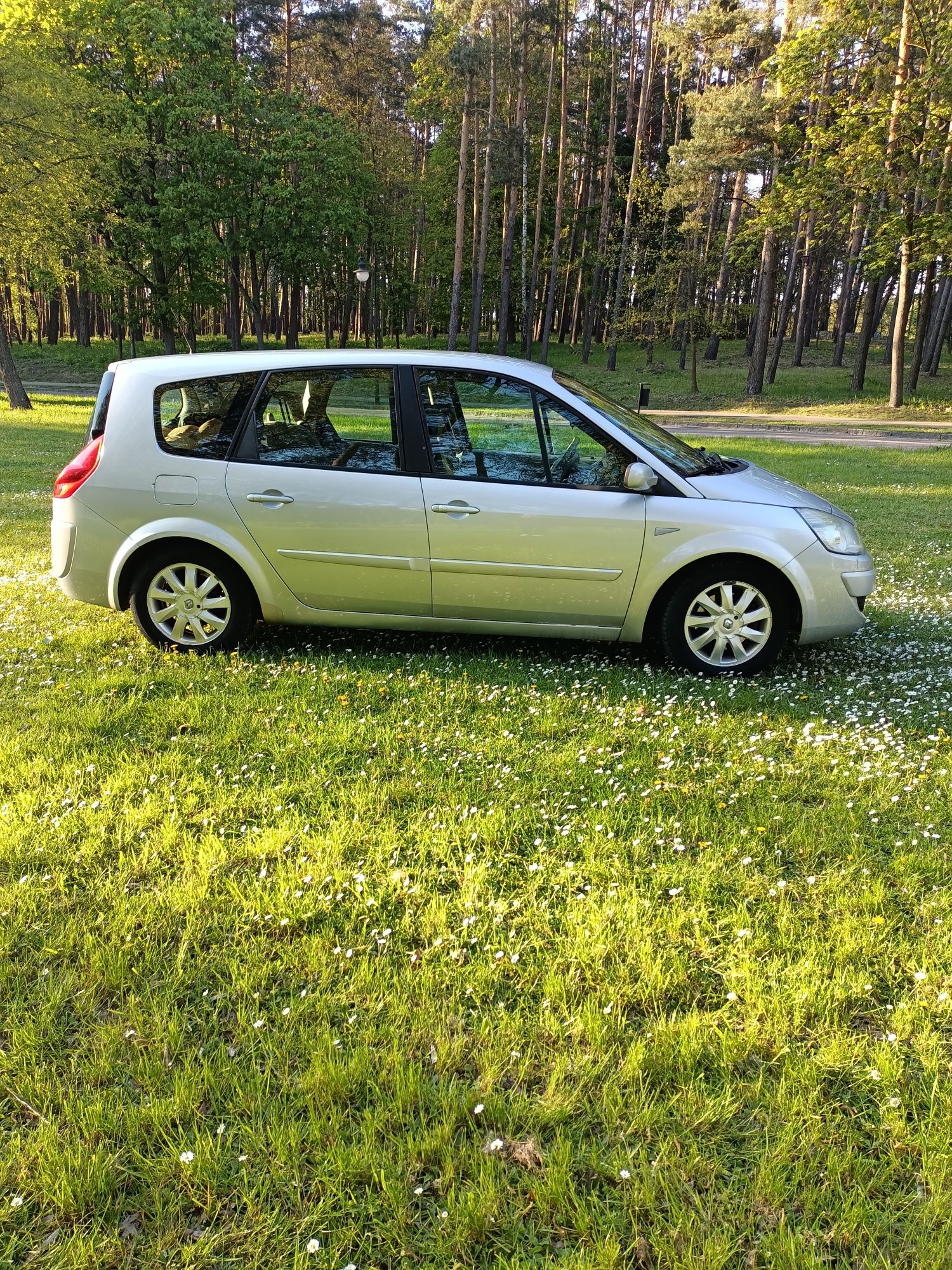 Renault Grand Scenic 2007r. 2.0dci 150KM, 7 osób