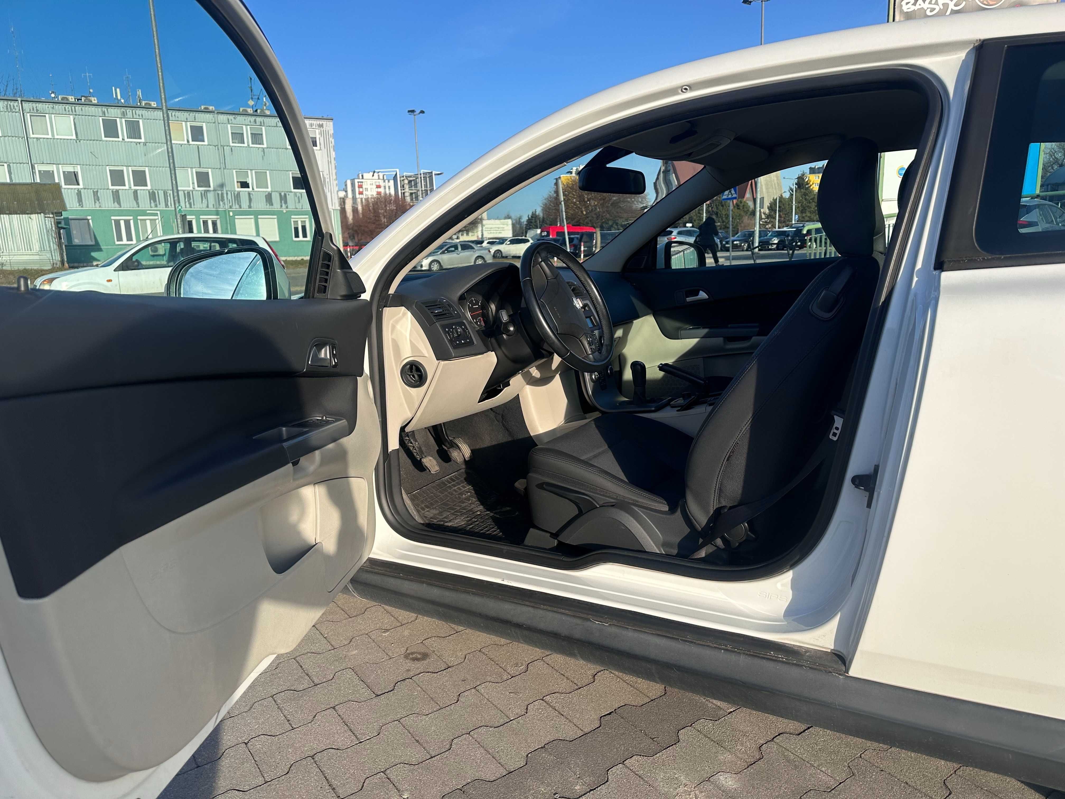 Volvo C30, 2010 r. 1.6 TDi, 109 km, przebieg 288 000 km