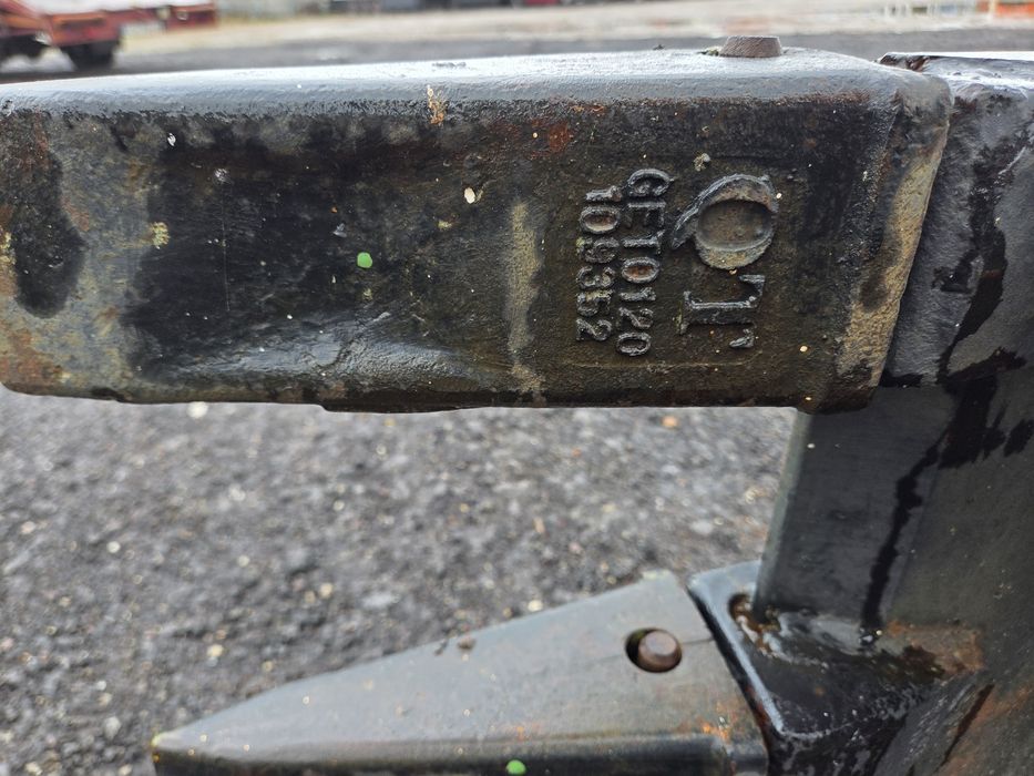 Łyżka strickland 60 cm