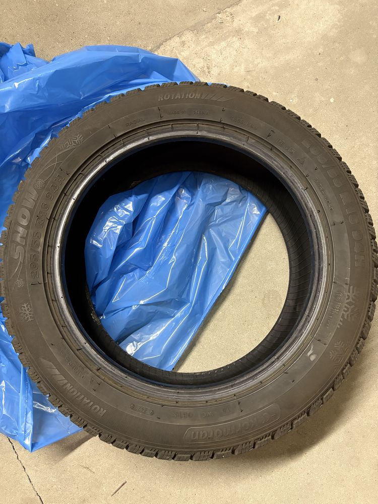 Komplet opon zimowych Kormoran Snow 205/55R16 94H