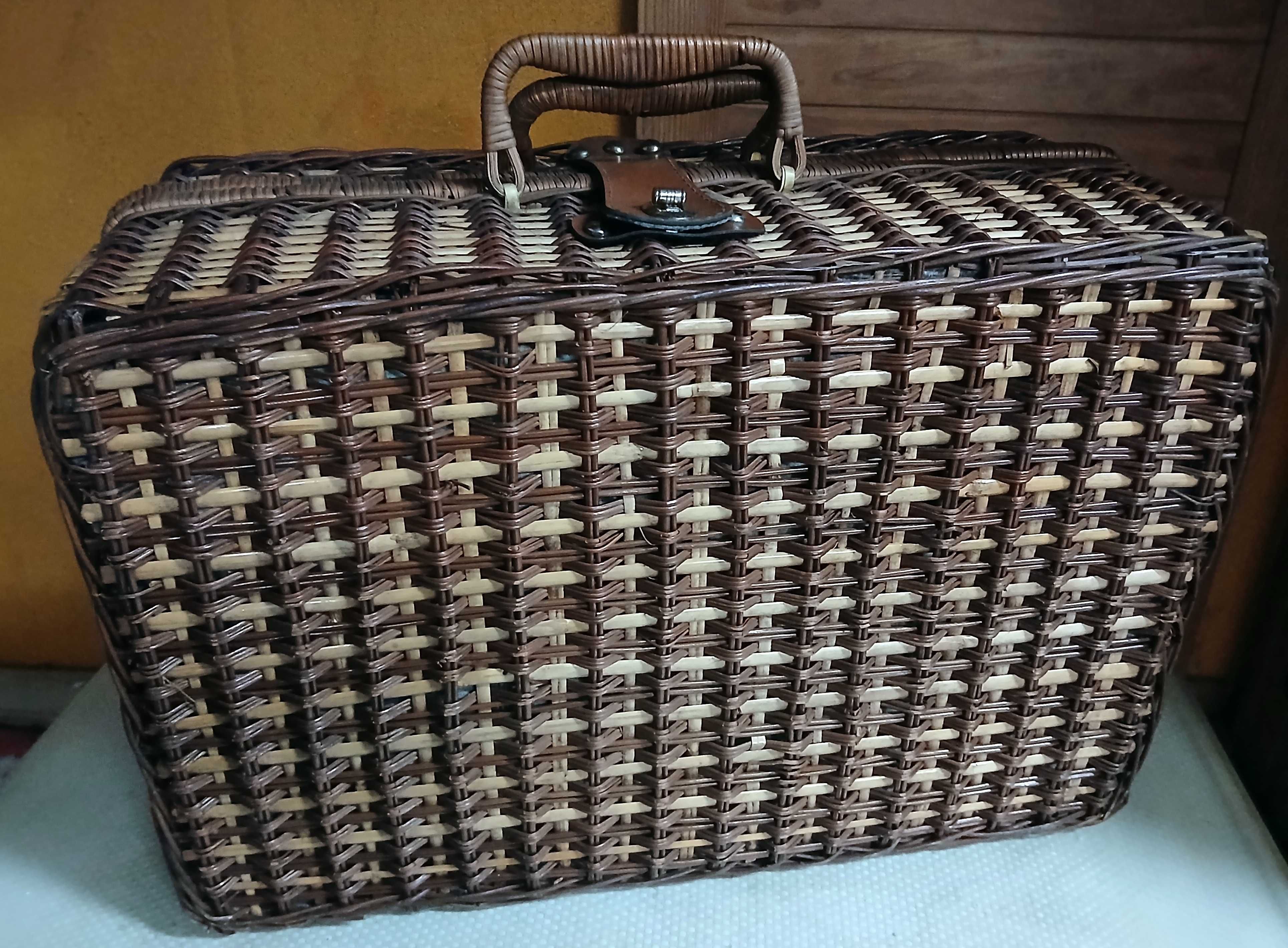 Cesta de Piquenique Vintage
