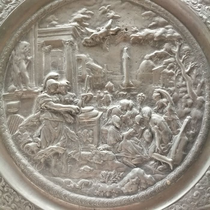 Prato antigo estanho