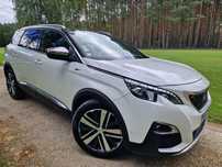 Peugeot 5008 GT najbogatsza wersja na rynku, biała perła