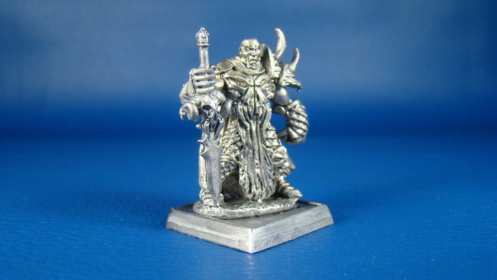 Metalowa Figurka Pogromca zła Borys do gry RPG DnD 30 mm