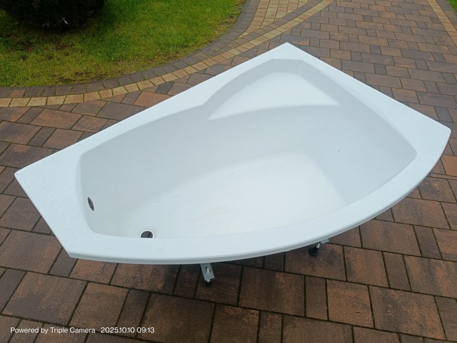 Wanna narożna besco 150cm