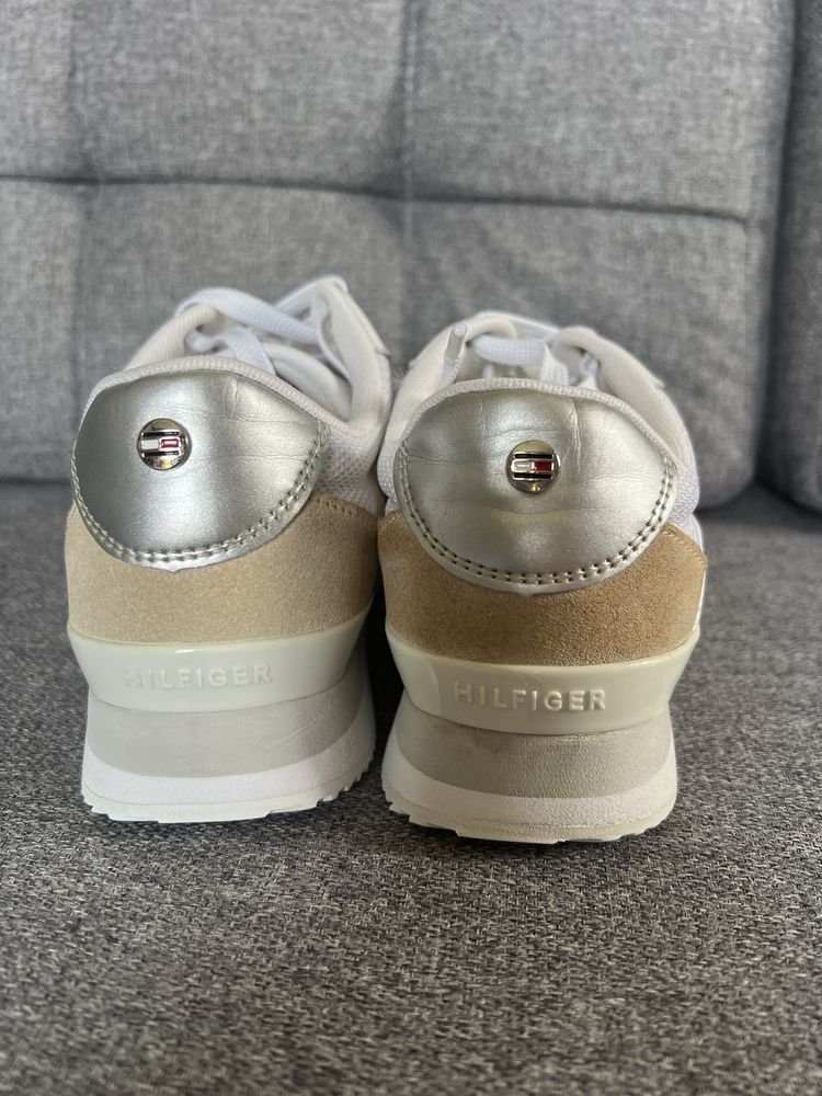 Buty seakersy Tommy Hilfiger damskie