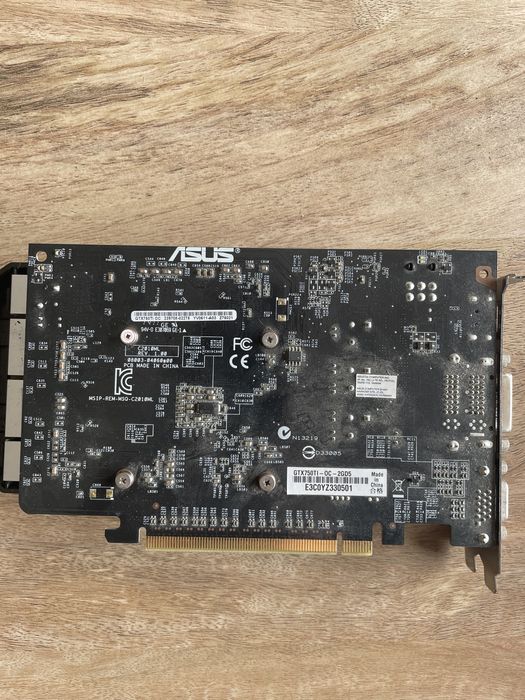 Motherboard GA-Z77-DS3H + 4GB HYPERX + I5 2500K + ASUS GTX 750TI OC