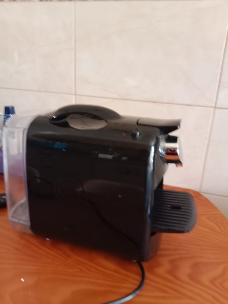 Máquina de café Delta Q