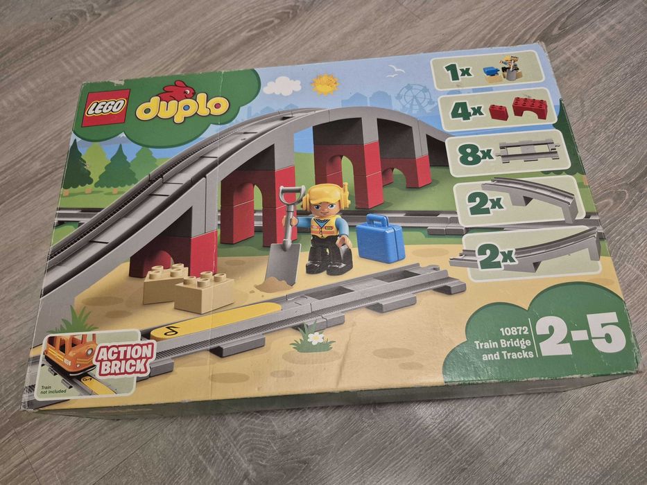 Klocki LEGO Duplo 10872 Tory kolejowe i wiadukt - komplet BOX