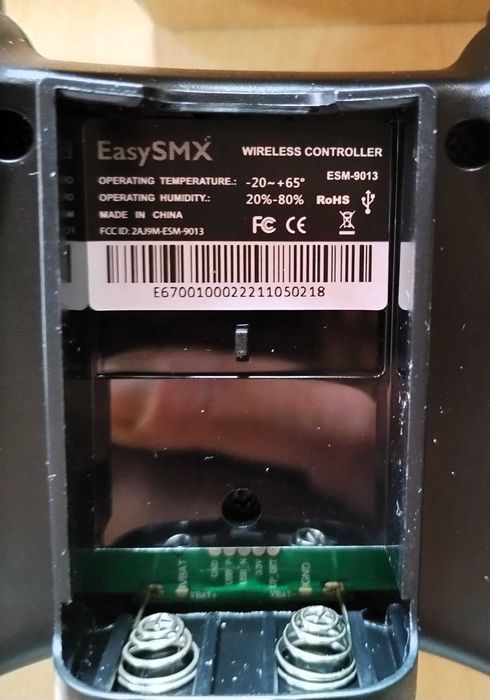 Pad bezprzewodowy EasySMX ESM-9013