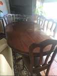 Mesa de sala + 6 cadeiras
