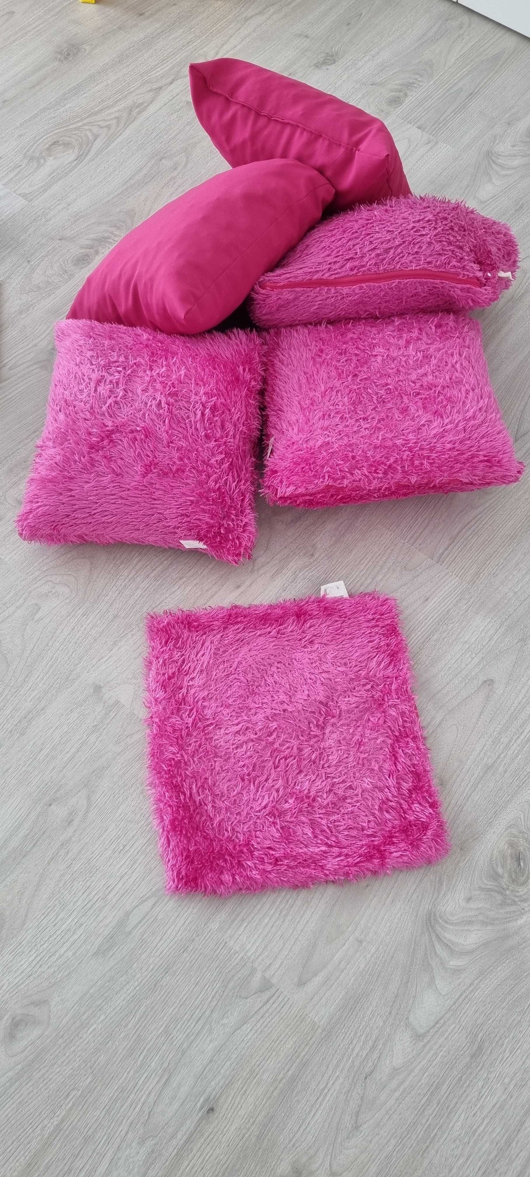 Almofadas cor de rosa