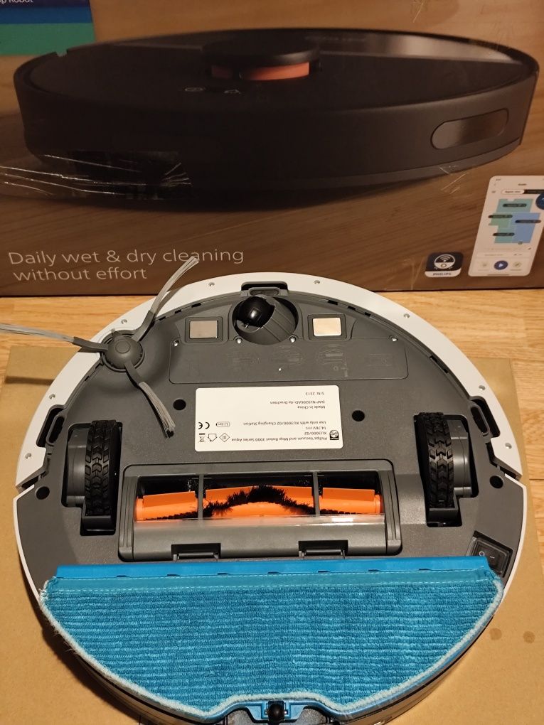 Robot sprzątający myjący Philips XU3000/02 wi-fi laser