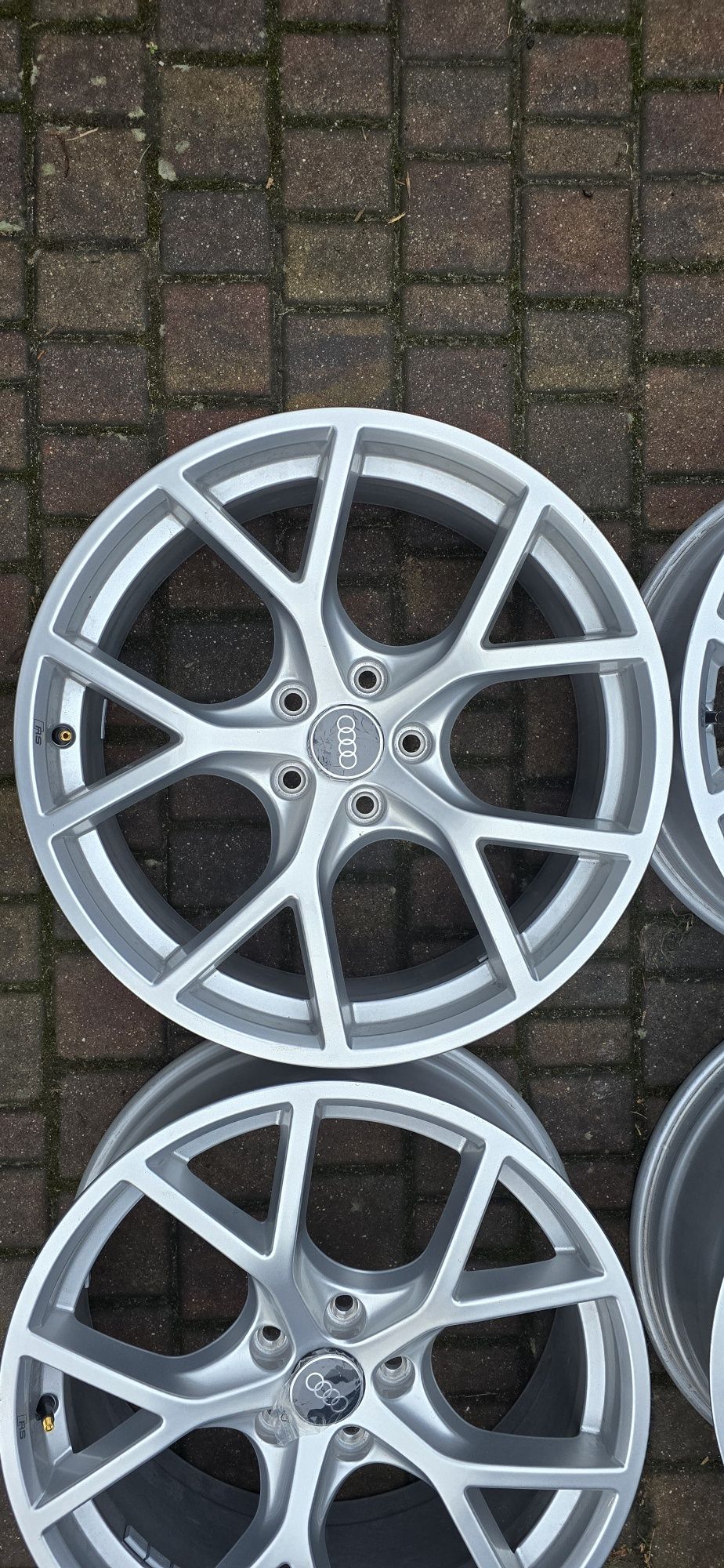 Komplet felg felgi Audi A3 RS3 S3 19" NOWE