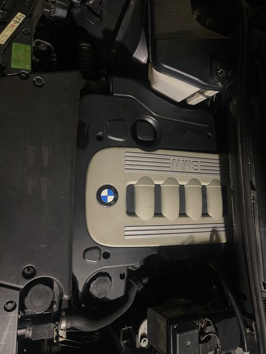 Продам BMW X5 E53 2005
