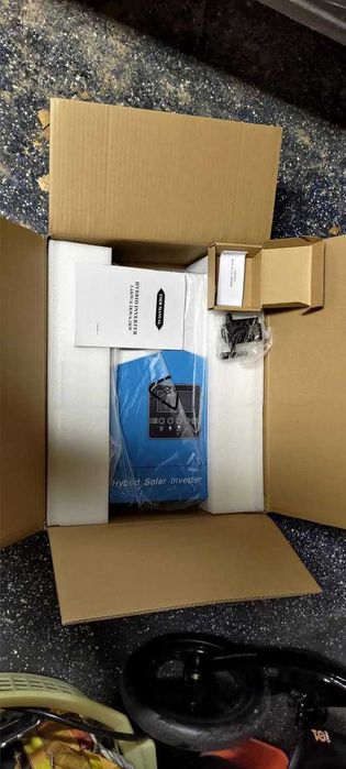 Гібридний інвертор  гибридный инвертор EASUN iSolar 7KW 48V 6.2 kwt