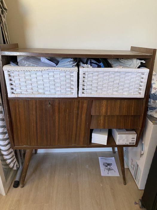 Movel vintage castanho