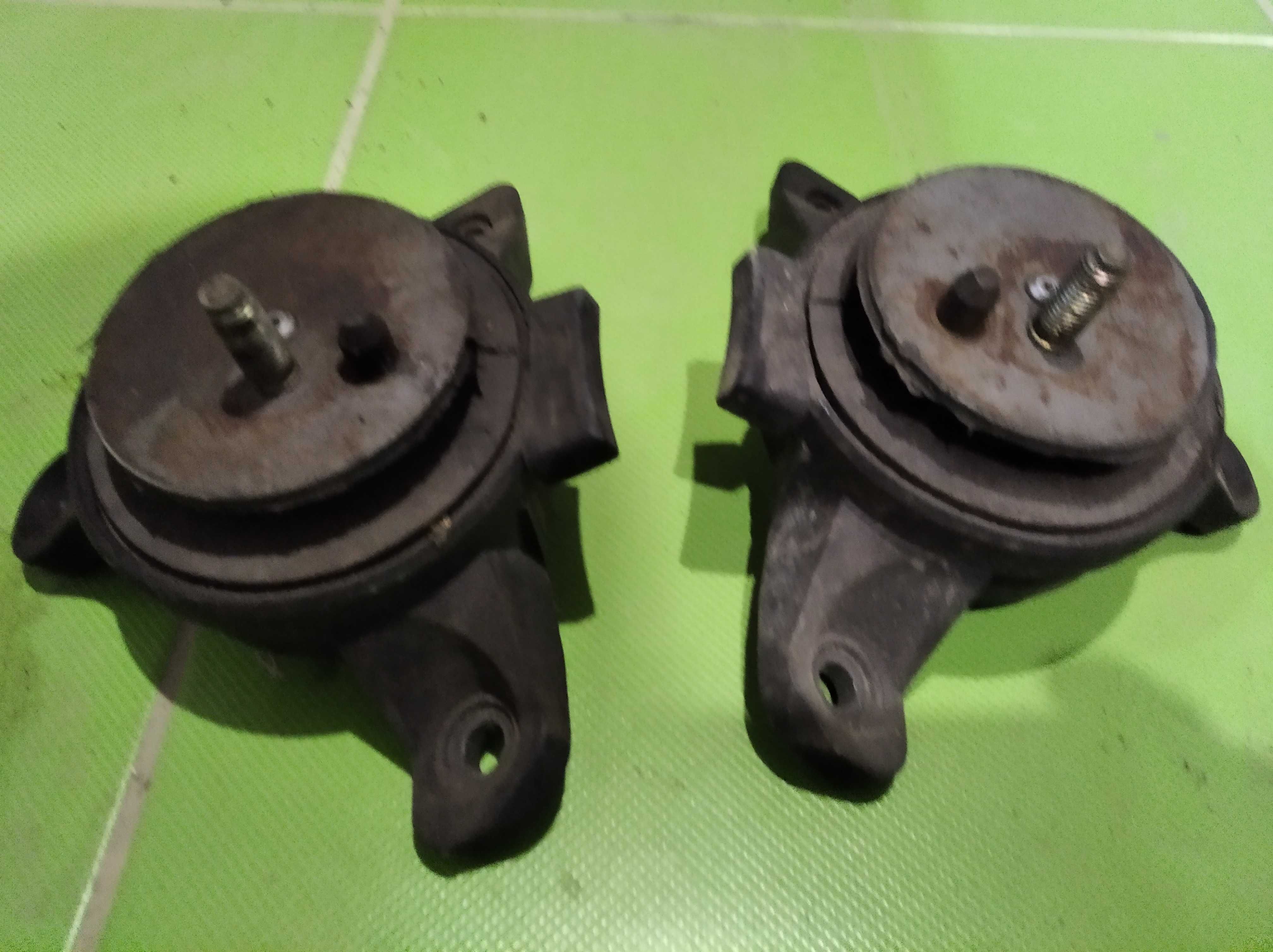 Подушки двигателя EZ30D Subaru